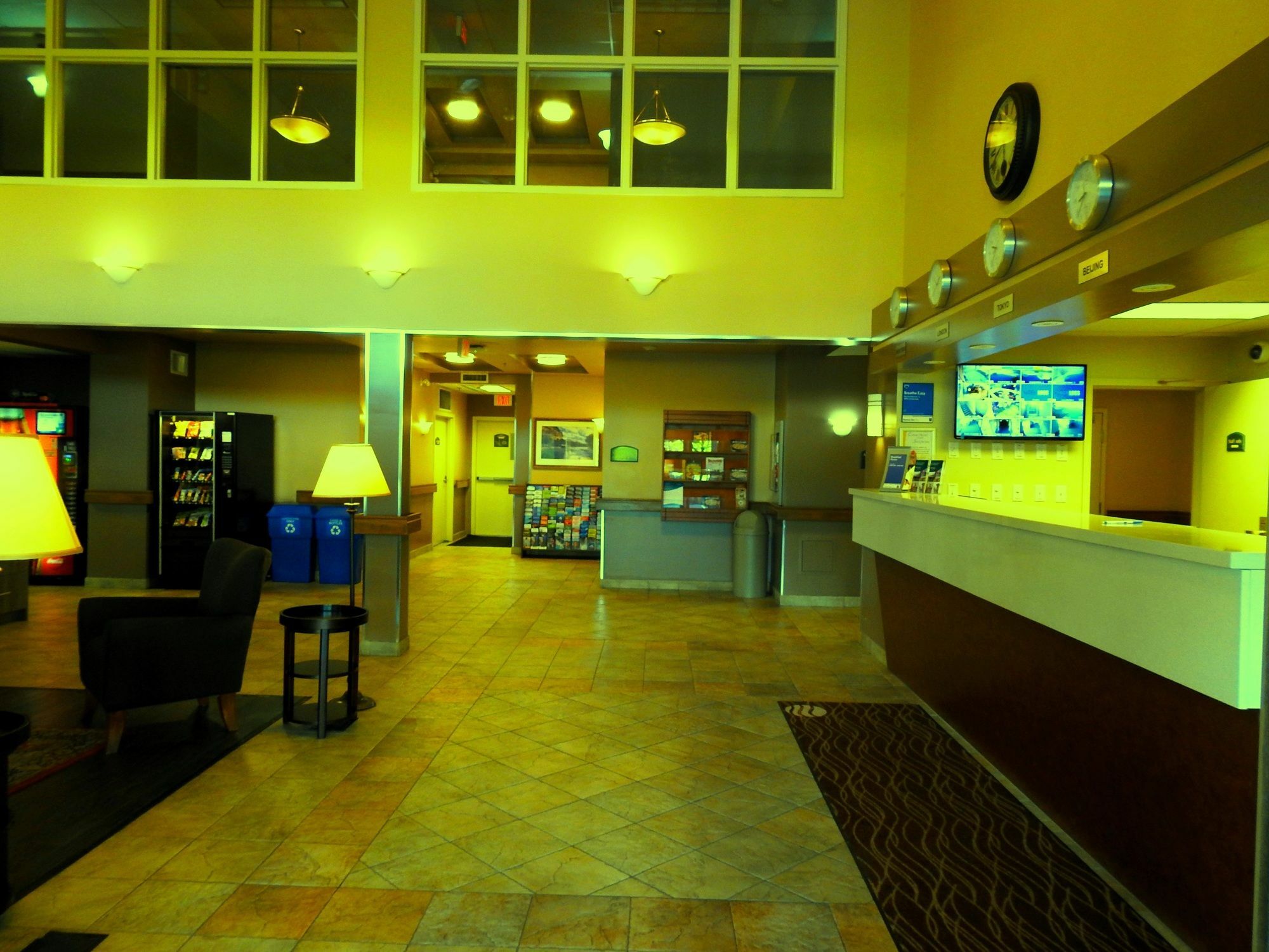 Comfort Inn & Suites Langley Ngoại thất bức ảnh